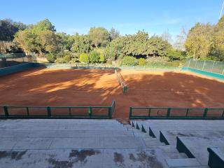 Estadio de Tenis Grand: Espacio Deportivo de Alto Nivel