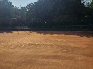 Estadio de Tenis Grand: Espacio Deportivo de Alto Nivel